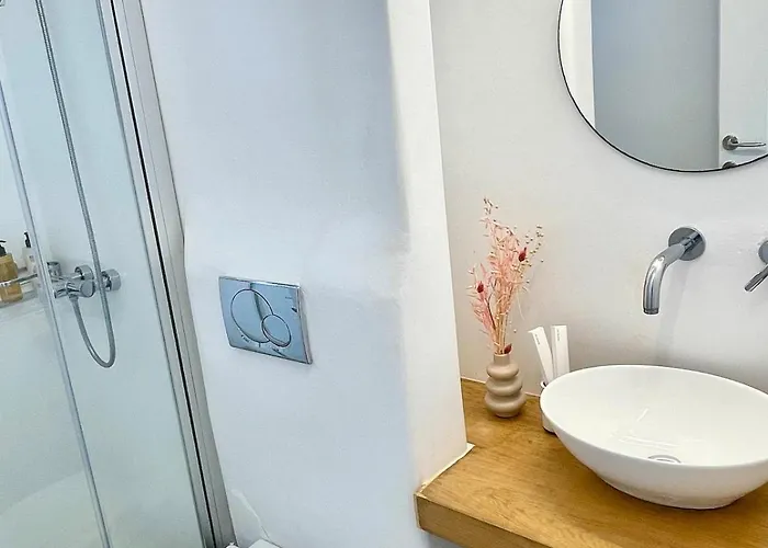 Walk Kalo Livadi With Pool And Hot Tub By Calypso Sunset ヴィラ カロ・リヴァディ