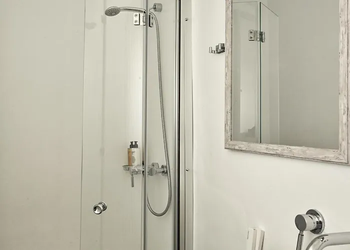 Walk With Pool And Hot Tub By Calypso Sunset Villa