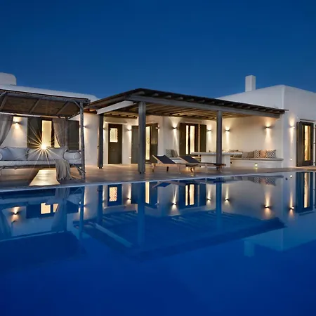 Walk With Pool And Hot Tub By Calypso Sunset * Καλό Λιβάδι