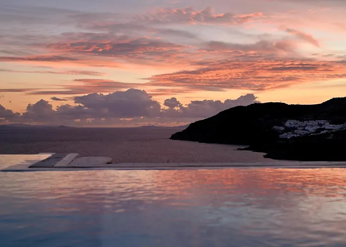 Walk With Pool And Hot Tub By Calypso Sunset