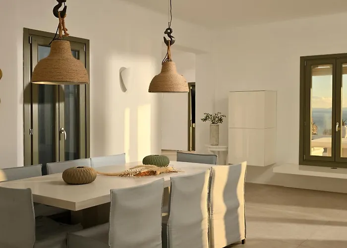 Walk With Pool And Hot Tub By Calypso Sunset * Καλό Λιβάδι