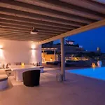 Villa Walk With Pool And Hot Tub By Calypso Sunset Kalo Livadi