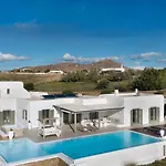 Walk With Pool And Hot Tub By Calypso Sunset * Kalo Livadi