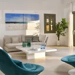 Villa Walk With Pool And Hot Tub By Calypso Sunset Kalo Livadi