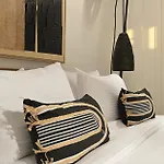 Villa Walk With Pool And Hot Tub By Calypso Sunset *