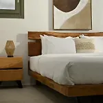 Walk With Pool And Hot Tub By Calypso Sunset Kalo Livadi