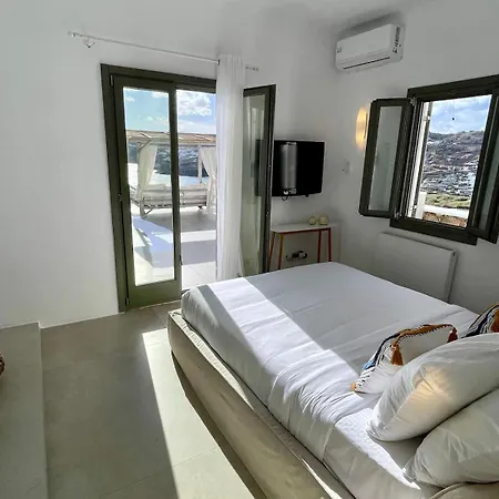 Villa Walk Kalo Livadi With Pool And Hot Tub By Calypso Sunset *