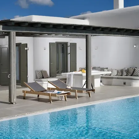 Villa Walk With Pool And Hot Tub By Calypso Sunset *