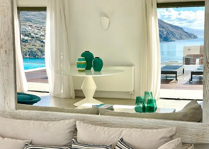 Walk Kalo Livadi With Pool And Hot Tub By Calypso Sunset וילה