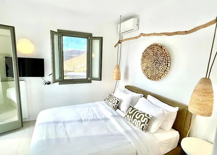 Walk Kalo Livadi With Pool And Hot Tub By Calypso Sunset וילה פנורמוס מיקונוס