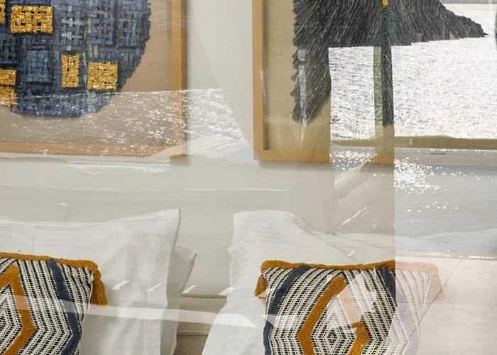 Walk With Pool And Hot Tub By Calypso Sunset