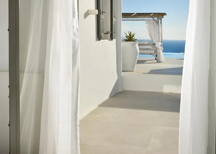 Walk With Pool And Hot Tub By Calypso Sunset *