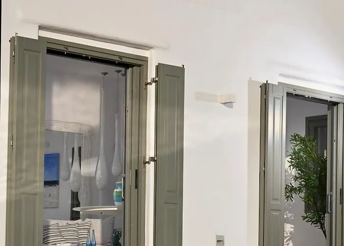 Walk With Pool And Hot Tub By Calypso Sunset *