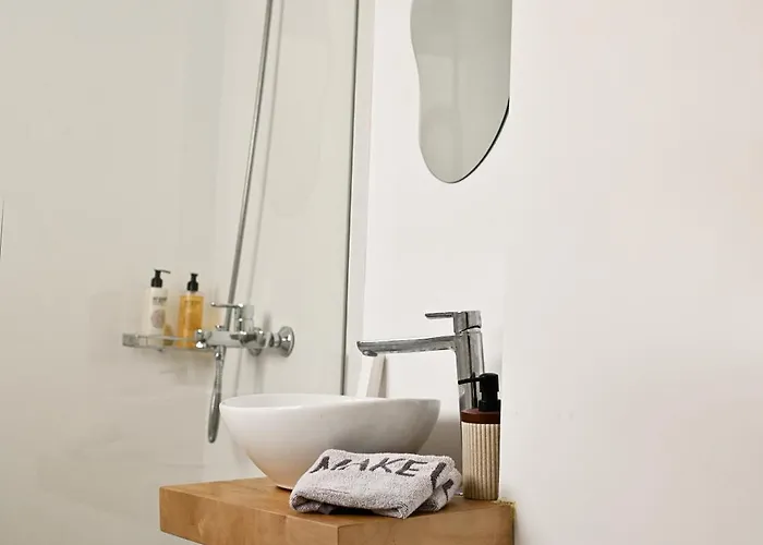 别墅 Walk With Pool And Hot Tub By Calypso Sunset 凯勒里瓦迪